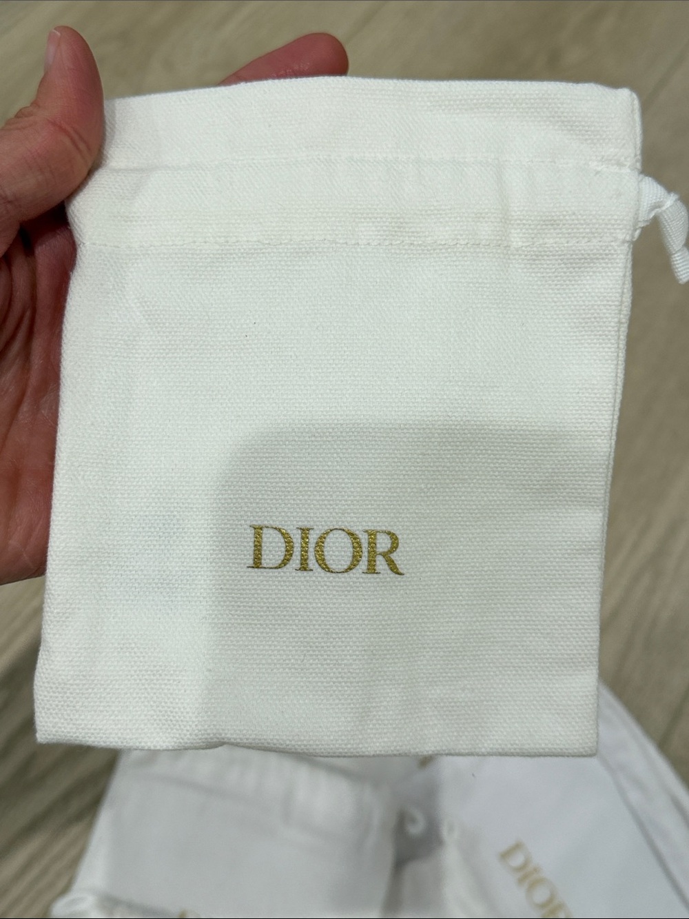 Dior Cream Drawstring Pouches with Gold Logo - Set of 7 - Picture 3 of 9